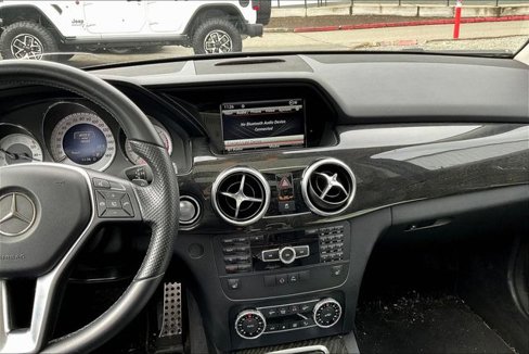 Used 2015 Mercedes-Benz GLK 250 BlueTEC 4MATIC image 6