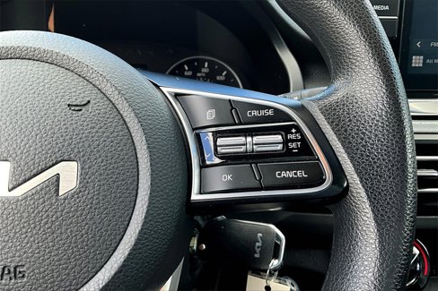 Used 2022 Kia Seltos LX image 11
