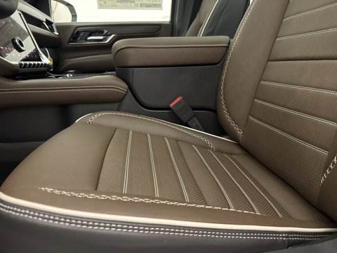 New 2025 GMC Yukon Denali Ultimate image 24