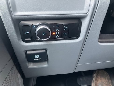 Used 2023 Ford F150 XLT image 25