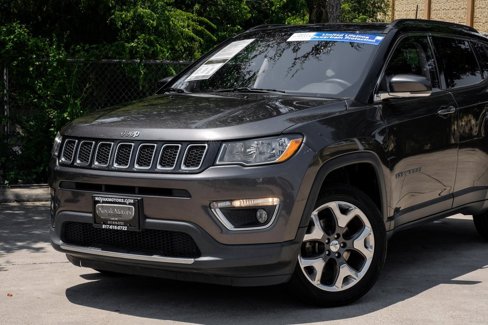 Used 2018 Jeep Compass Limited w/ Navigation Group image 12
