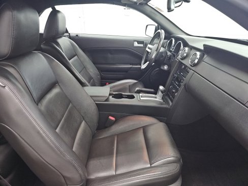 Used 2007 Ford Mustang Premium image 14