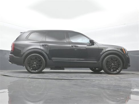 Used 2022 Kia Telluride SX w/ SX Prestige Package image 24