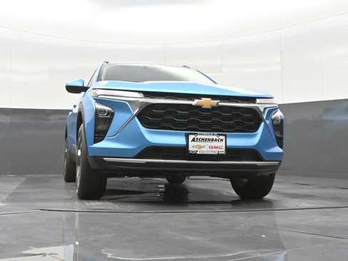 New 2025 Chevrolet Trax LT w/ Driver Confidence Package image 20