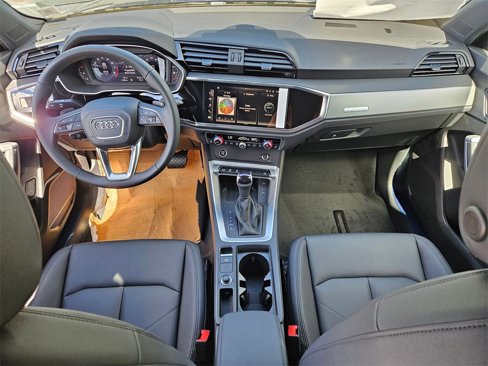 New 2025 Audi Q3 2.0T Premium image 21