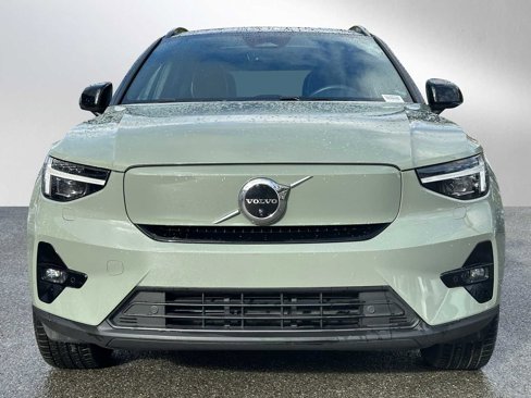Certified 2023 Volvo XC40 Recharge Ultimate w/ Protection Package Premier image 16