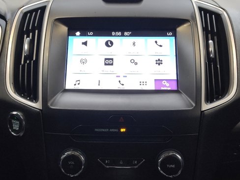 Used 2018 Ford Edge SEL w/ Equipment Group 201A image 25