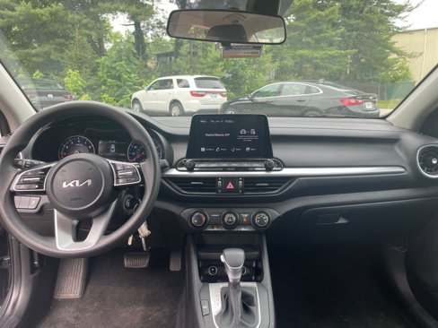 Used 2023 Kia Forte LXS image 31