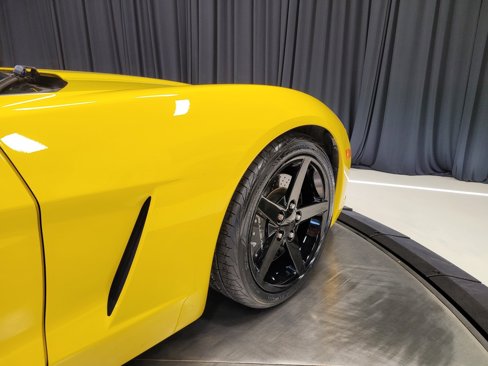 Used 2007 Chevrolet Corvette Coupe w/ Preferred Equipment Group image 46