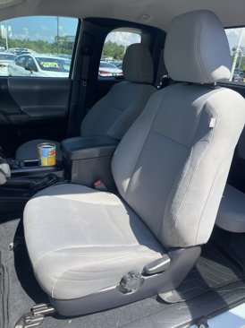 Used 2019 Toyota Tacoma SR image 6