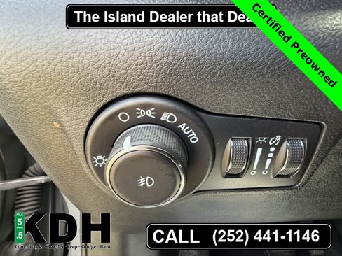 Certified 2024 Jeep Compass Limited w/ Sun and Sound Group image 14