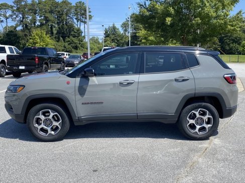 Used 2022 Jeep Compass Trailhawk image 7
