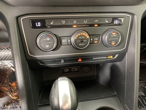 Used 2019 Volkswagen Atlas SE w/ Towing Package image 20