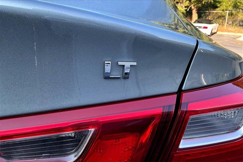 Used 2023 Chevrolet Malibu LT image 24