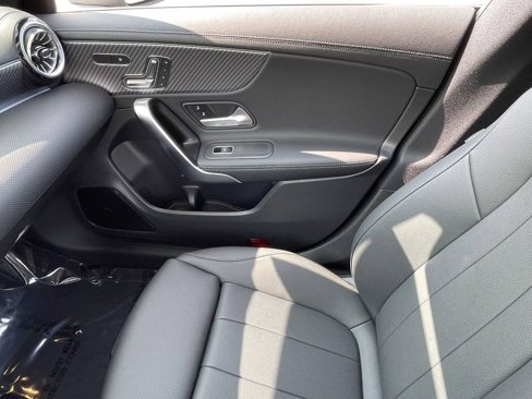 New 2025 Mercedes-Benz CLA 250 4MATIC image 26
