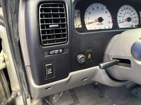 Used 2002 Toyota Tacoma PreRunner image 14