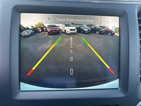 Used 2023 Jeep Cherokee Altitude Lux image 23