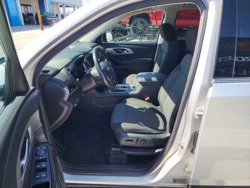 Used 2020 Chevrolet Traverse LT image 17