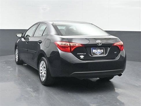 Used 2019 Toyota Corolla LE image 5