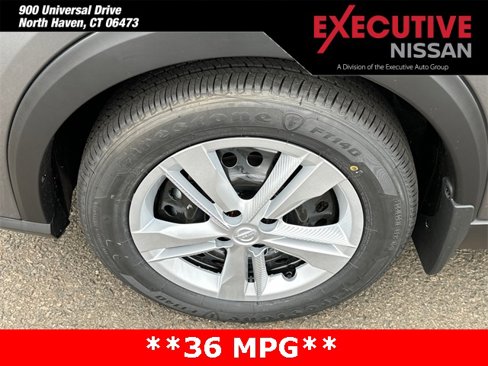New 2025 Nissan Kicks Play S image 8