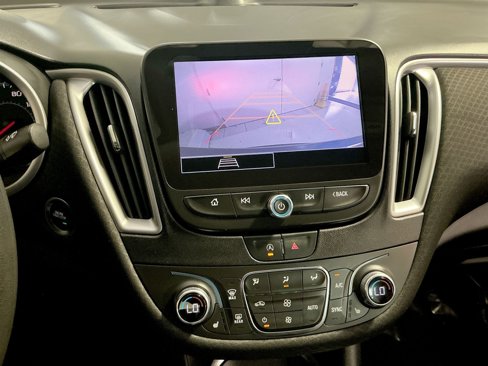Used 2022 Chevrolet Malibu LT image 27