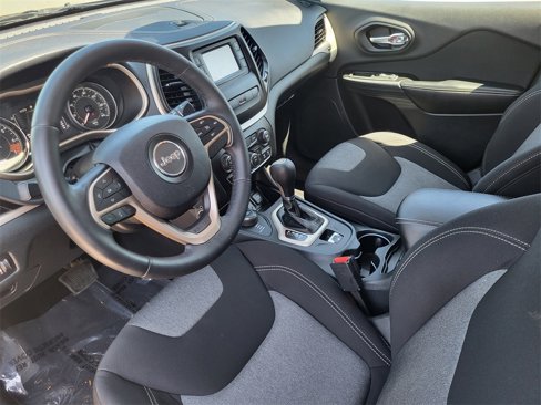 Used 2014 Jeep Cherokee Latitude image 12
