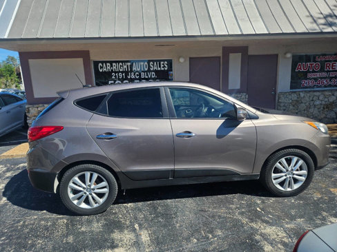 Used 2013 Hyundai Tucson Limited w/ Premium Pkg image 2