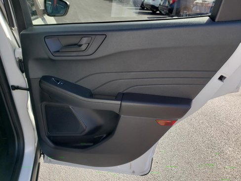 Used 2022 Ford Escape SE image 17