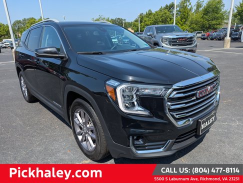 Used 2023 GMC Terrain SLT image 1