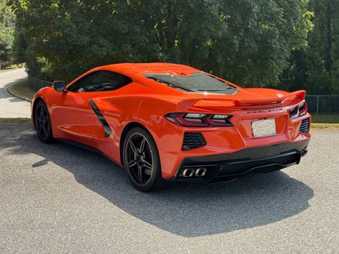 Used 2021 Chevrolet Corvette Stingray Premium Cpe w/ Z51 Performance Package image 3