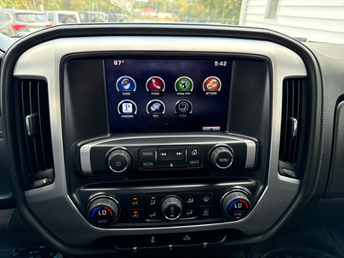 Used 2015 GMC Sierra 1500 SLE w/ SLE Value Package image 19