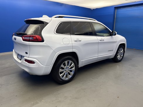 Used 2018 Jeep Cherokee Overland w/ Technology Group image 7