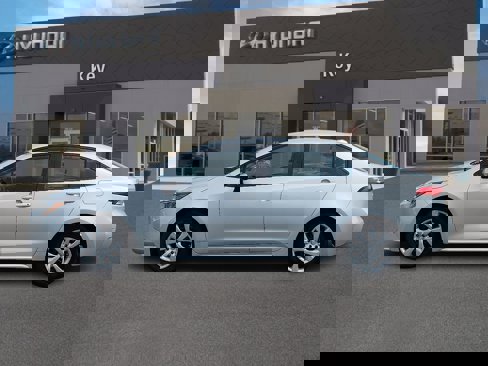 Used 2020 Toyota Corolla LE image 6