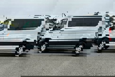 Used 2017 Ford Transit 350 XLT image 7