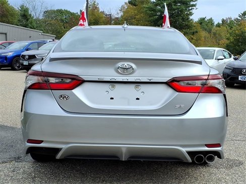 Used 2024 Toyota Camry SE image 27