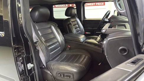 Used 2005 HUMMER H2 w/ Preferred Equipment Group image 15