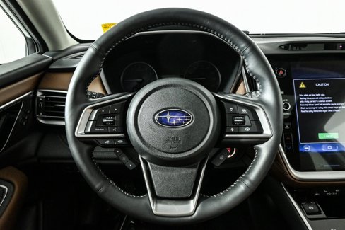 Used 2022 Subaru Outback Touring image 9