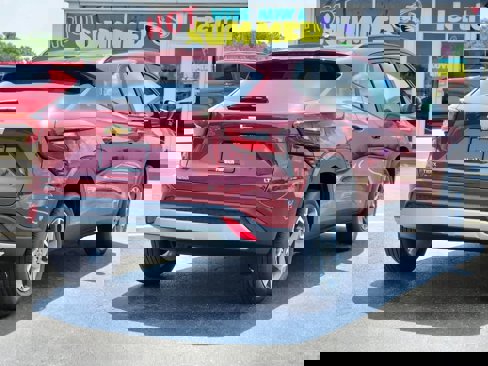 New 2025 Chevrolet Trax LT w/ Driver Confidence Package image 3