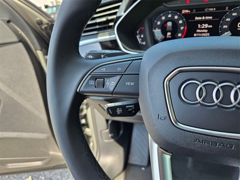 New 2025 Audi Q3 2.0T Premium image 11