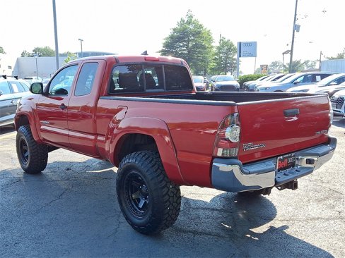 Used 2014 Toyota Tacoma 4x4 Access Cab V6 image 11