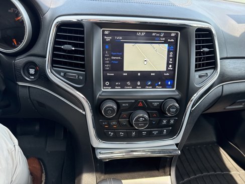 Used 2018 Jeep Grand Cherokee Summit w/ Platinum Series Group image 18