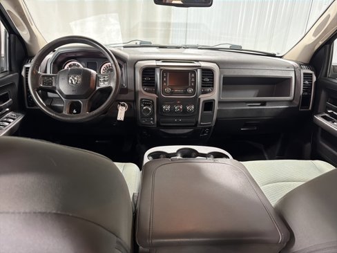 Used 2016 RAM 1500 Express w/ Black Ram 1500 Express Group image 3