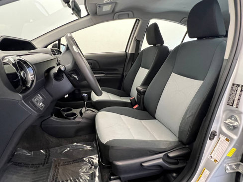 Used 2016 Toyota Prius C Two image 8