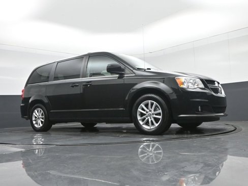 Used 2019 Dodge Grand Caravan SXT image 61