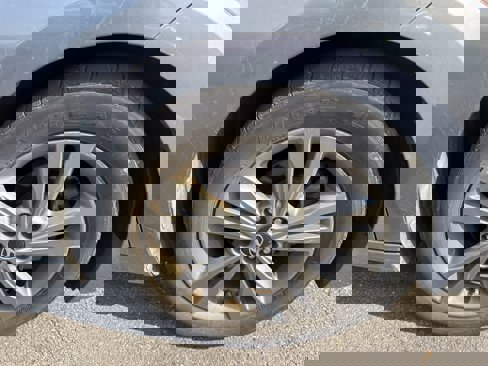 Used 2018 Hyundai Elantra SEL image 25