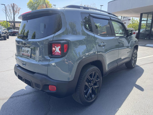 Used 2018 Jeep Renegade Altitude w/ UConnect 8.4 Nav Group image 5