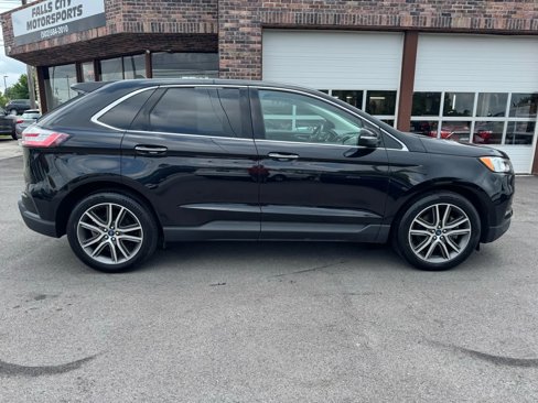 Used 2020 Ford Edge Titanium image 14