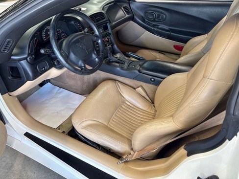 Used 2002 Chevrolet Corvette Coupe image 36