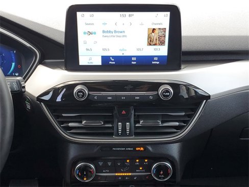 Used 2022 Ford Escape SEL w/ Technology Package image 30