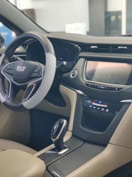 Used 2017 Cadillac XT5 FWD image 15